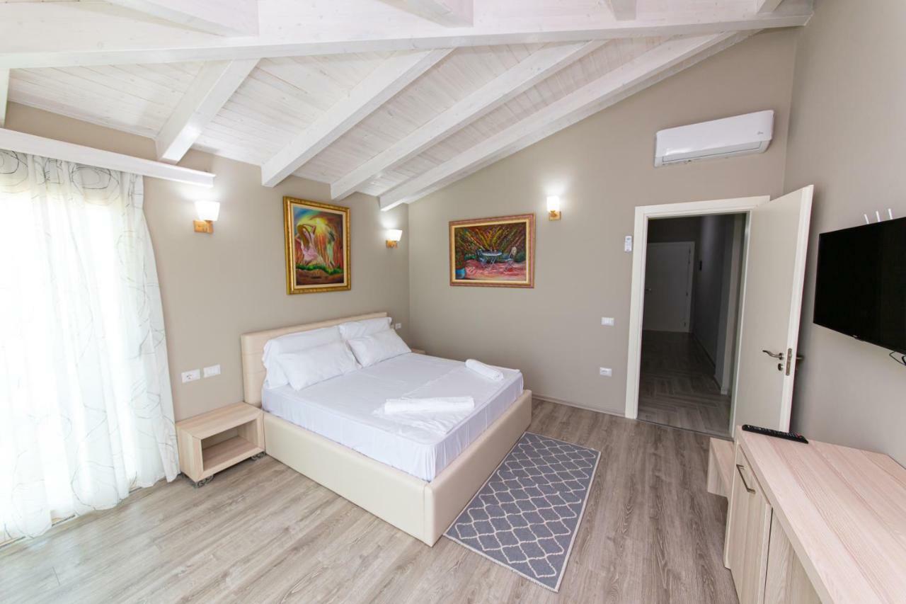 Hotel Roi Радима Экстерьер фото